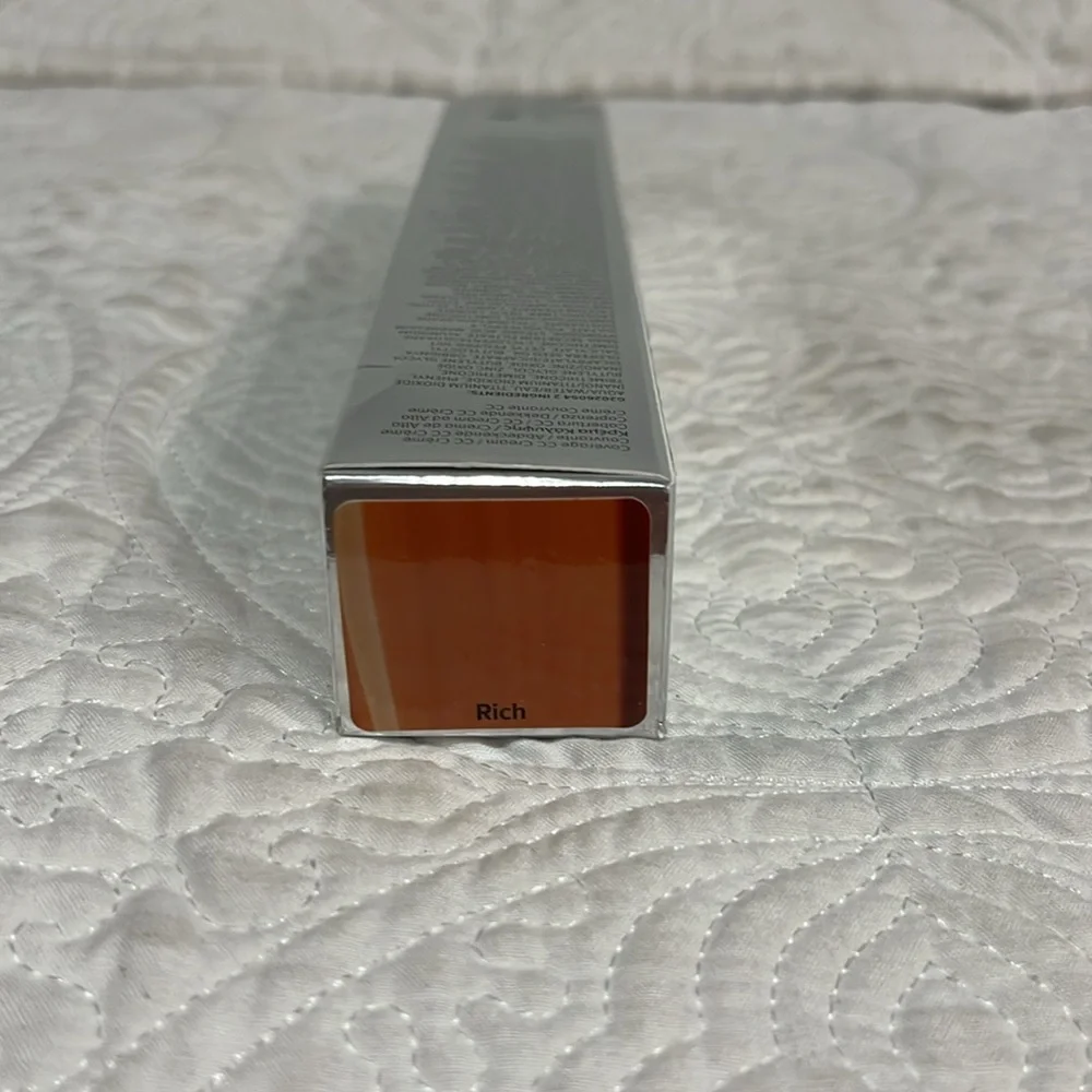 IT Color correcting full coverage cream in Rich, new‎